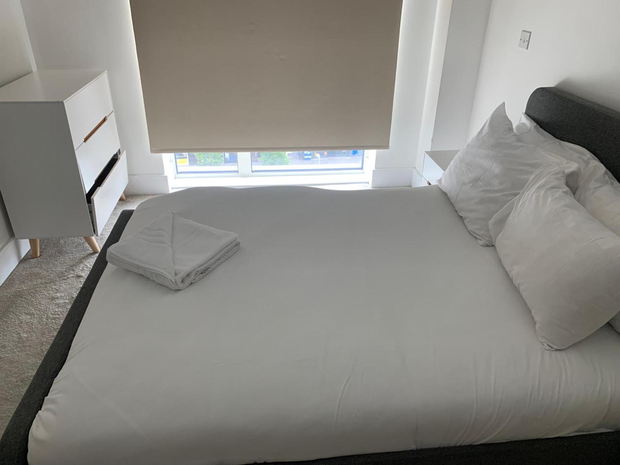 2 Bedroom 2 Bath 1 Ensuite In Roya Asenal Beautiful Views & Parking London Kültér fotó